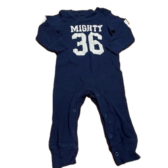 CARTER'S Carters 9 month boy one piece good condition - Picture 1 of 2